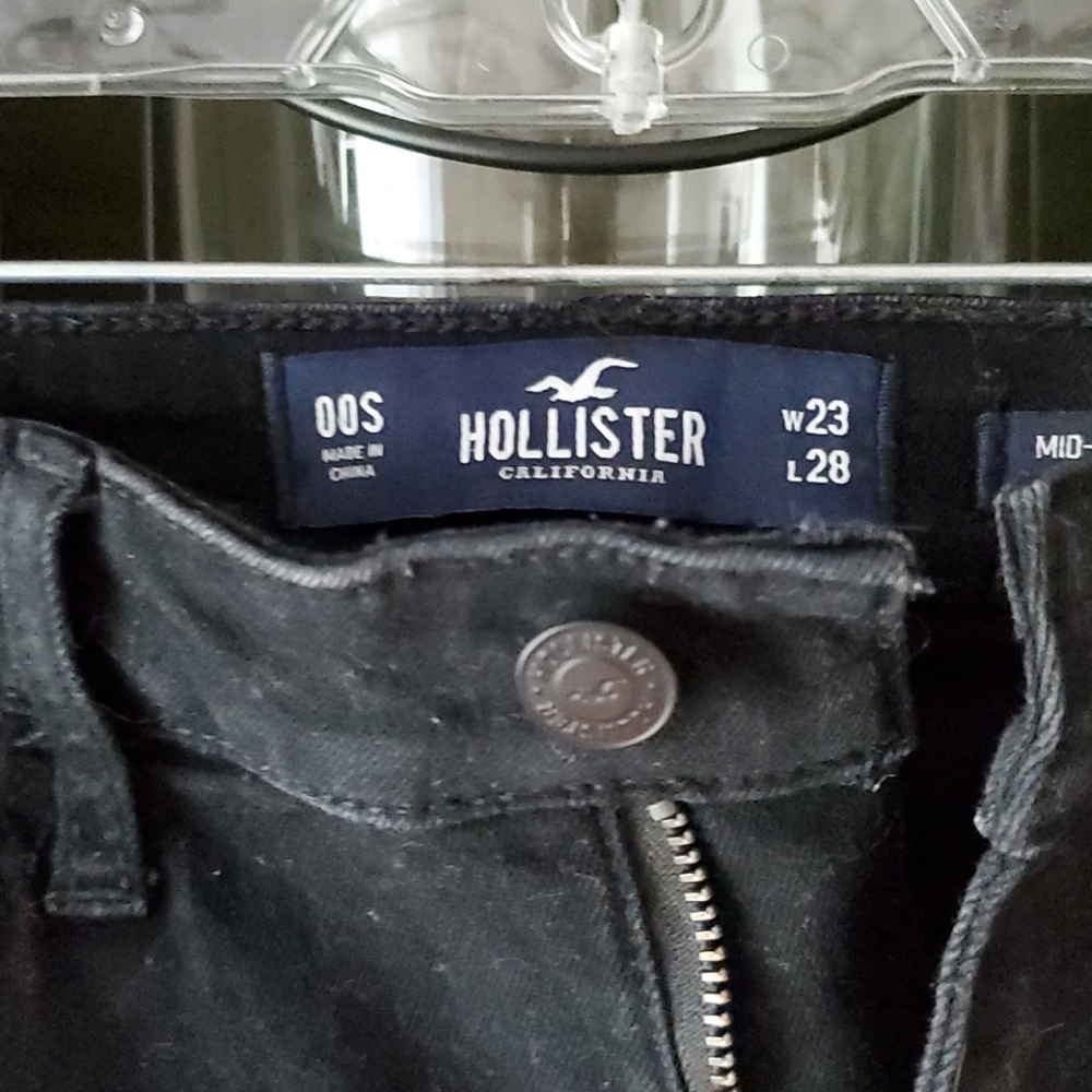 Jeans - Picture 2 of 3